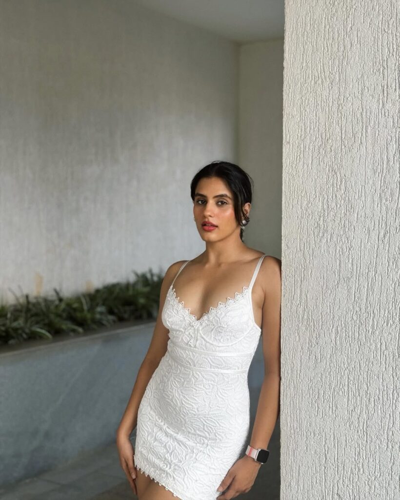 Hunterfly Arushi Handa2453 Arushi Handa’s Latest Instagram Look