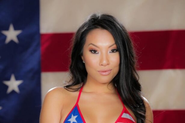 Hunterfly Asa Akira Asa Akira biography, career and award-winning entertainment profile