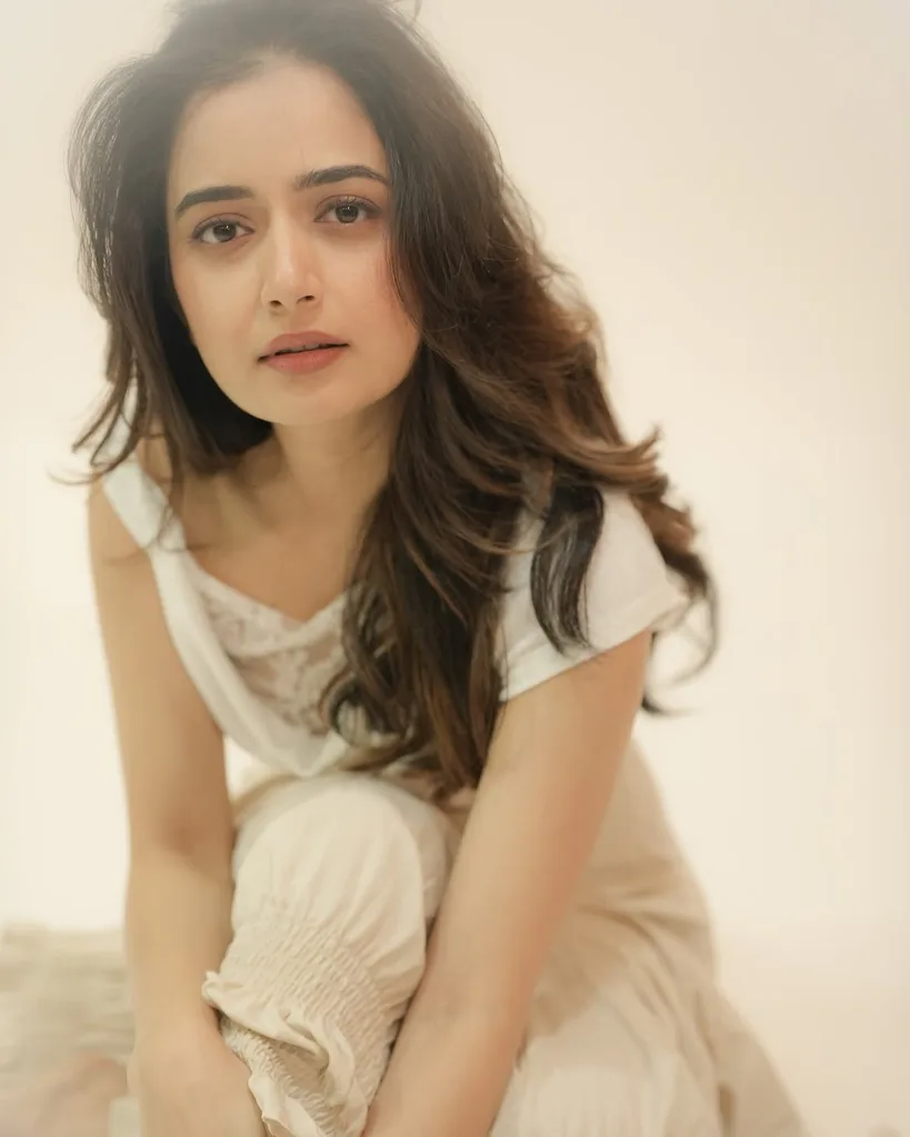 Hunterfly Ashika Ranganath1 A Decade Since Her Film Debut