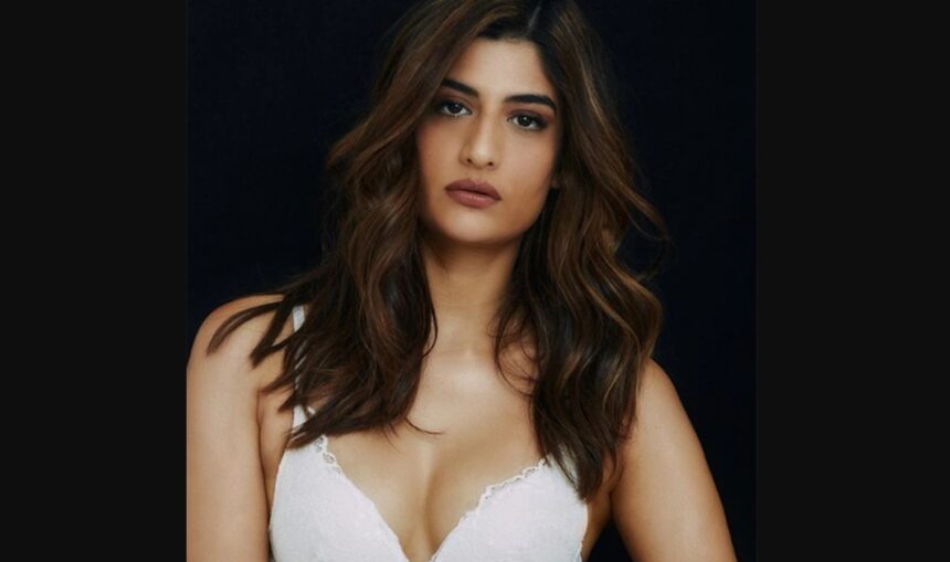 Hunterfly Erika Packard Erika Packard Indian model and Khatron Ke Khiladi contestant