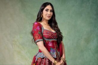 Karisma Kapoor’s Crimson Floral Lehenga Look