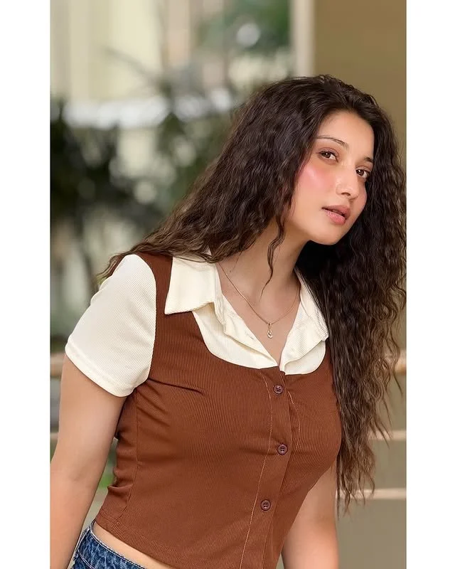 Khushi Verma Music Videos