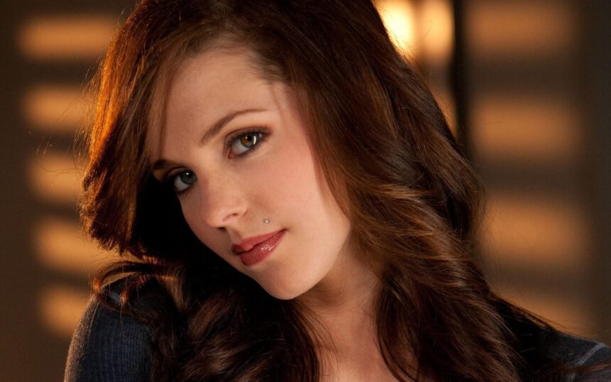Hunterfly Kiera Winters Kiera Winters biography and career profile