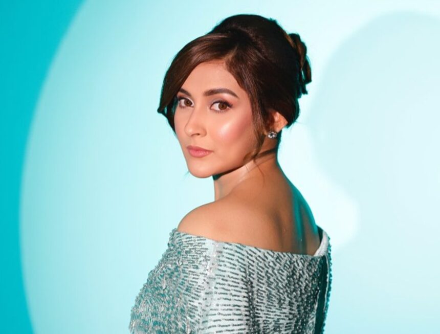 Mehazabien Chowdhury in Saba movie
