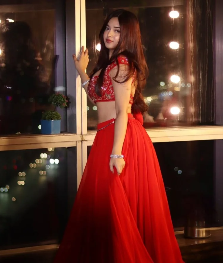 Hunterfly Mizo Plays01 Mizo Plays’ height, weight and appearance