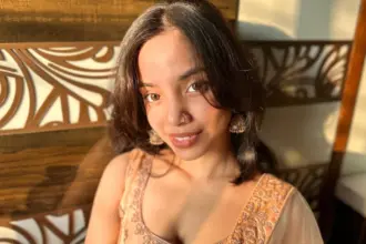 Muskan Karia Indian snack review content creator