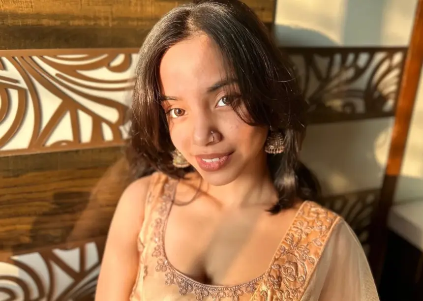 Hunterfly Muskan Karia Muskan Karia Indian snack review content creator