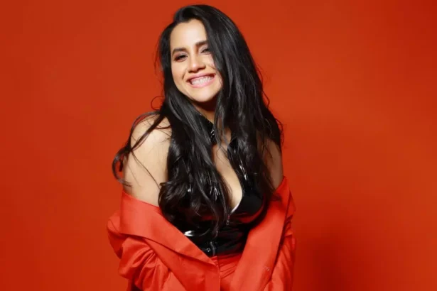 Hunterfly Nikhita Gandhi Nikhita Gandhi Indian playback singer