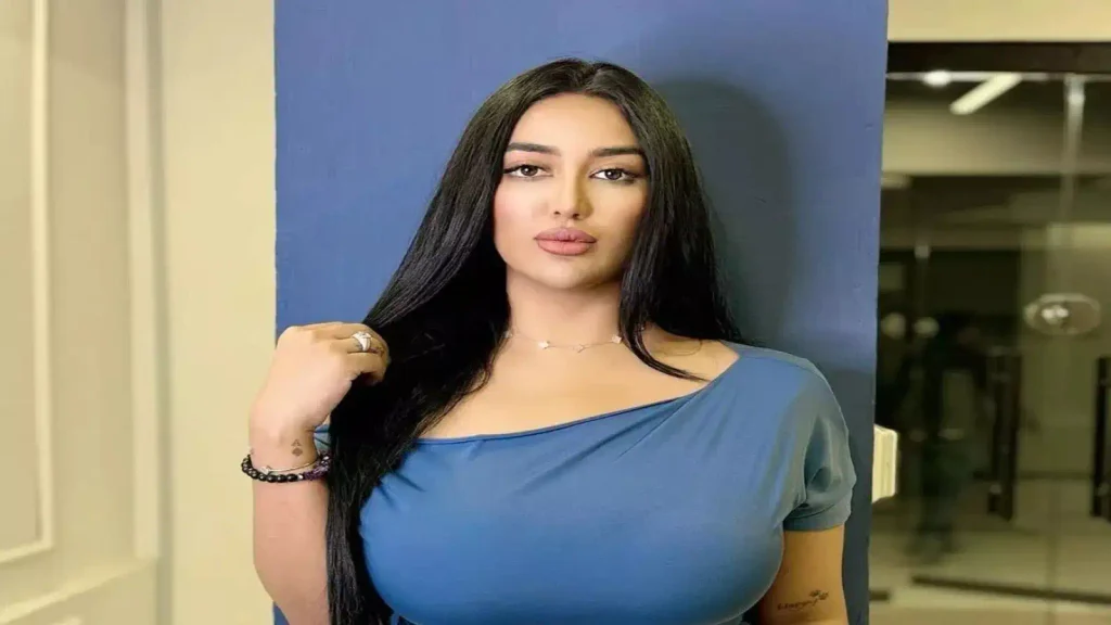 Hunterfly Pakistan Influencer Mathira Khan The Bigger Problem With Misleading Digital Content