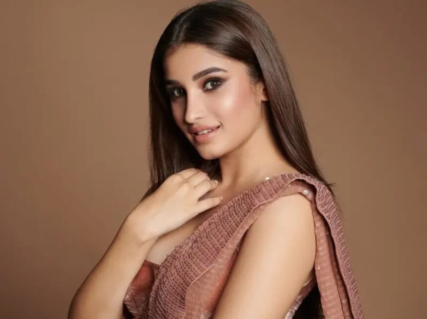 Hunterfly Rasha Thadani Rasha Thadani Bollywood celebrity daughter biography