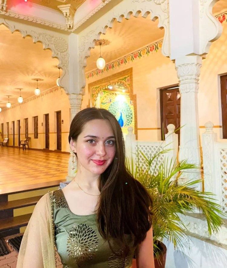 Rishita Kothari Height and Physical Appearance