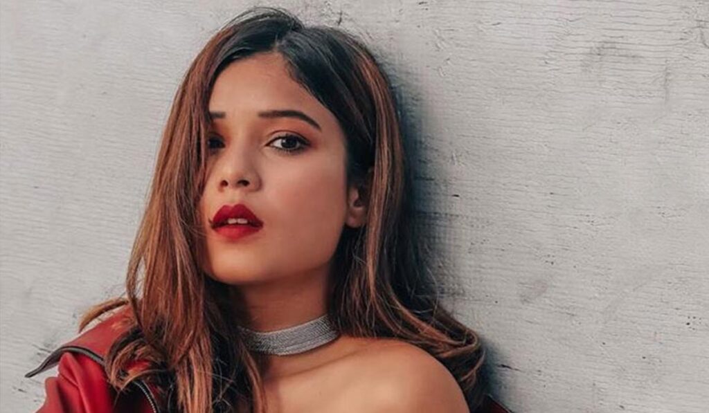 Hunterfly Riya Jain03 Riya Jain Height and Physical Appearance