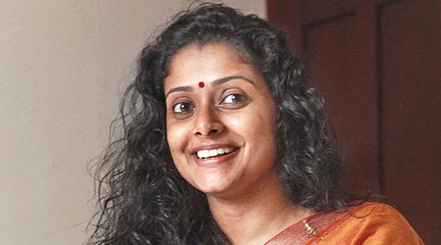 Shelly Kishore Malayalam actress known for Kumkumapoovu and Minnal Murali