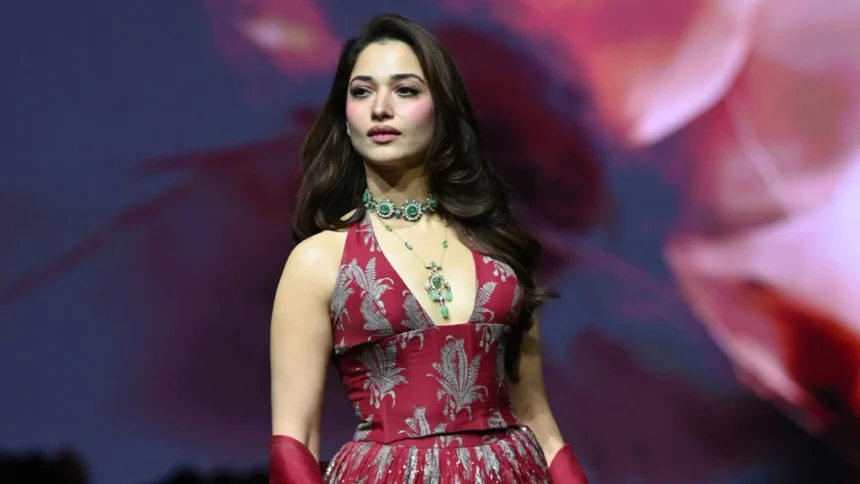 Tamannaah Bhatia and Sidharth Malhotra in Vvaan Chhathi Maiya song