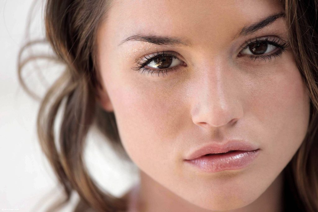 Hunterfly Tori Black 3 Penthouse Recognition