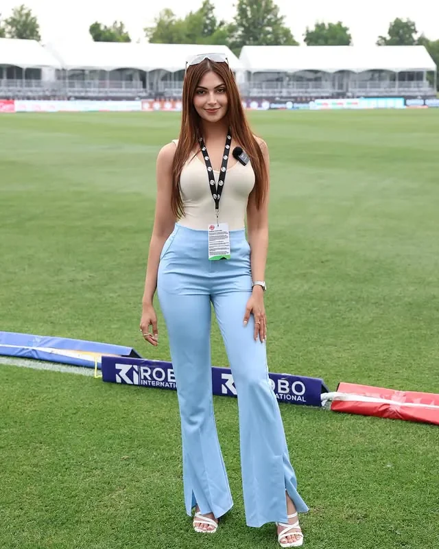 Yesha Sagar Career