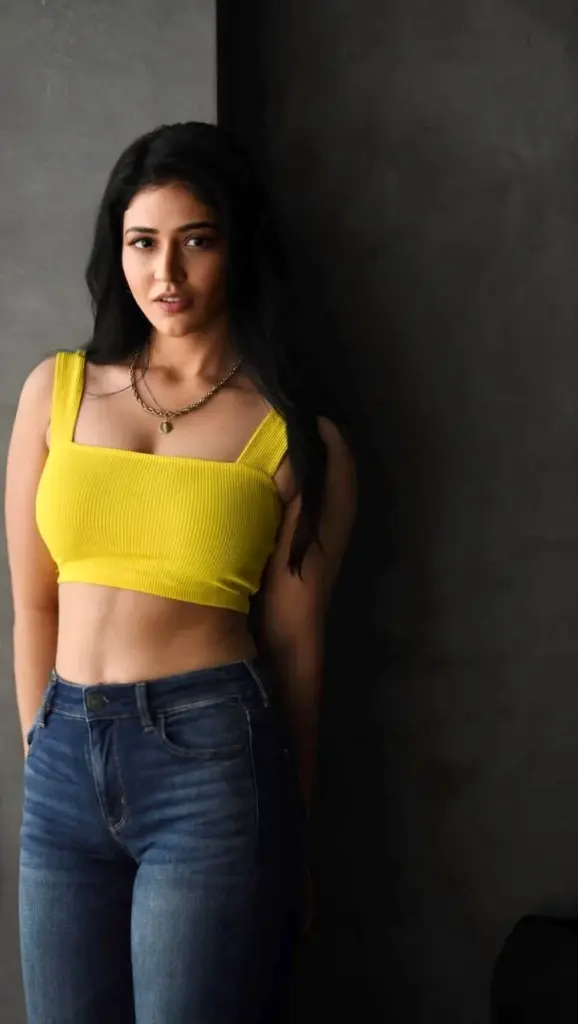 hunterfly hf f5f Priyanka Jawalkar: Quick Facts