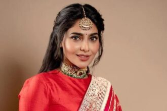 Aishwarya Lekshmi discussing modern dating, love and compatibility in an interview.