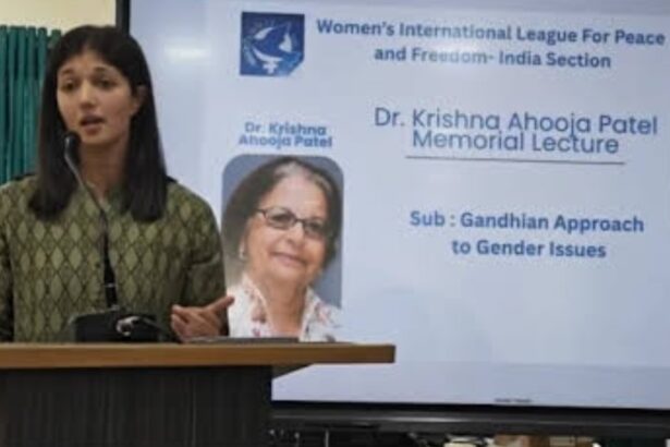 Nia Patel speaking at Krishna Ahooja-Patel’s memorial lecture in Ahmedabad