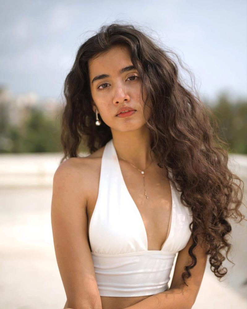 hunterfly Aarushi Bajaj03 Statement Accessories Complete the Look