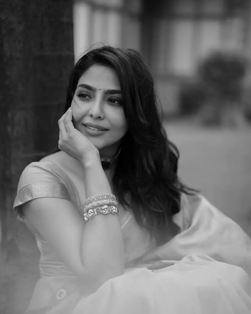 Style Lessons from Aishwarya Lekshmi’s Look