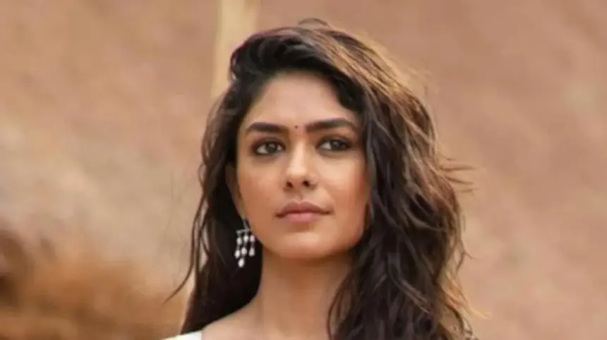 hunterfly Mrunal Thakur Part Of Allu Arjun Mrunal Thakur discusses her film choices amid speculation about her involvement in Raaka.